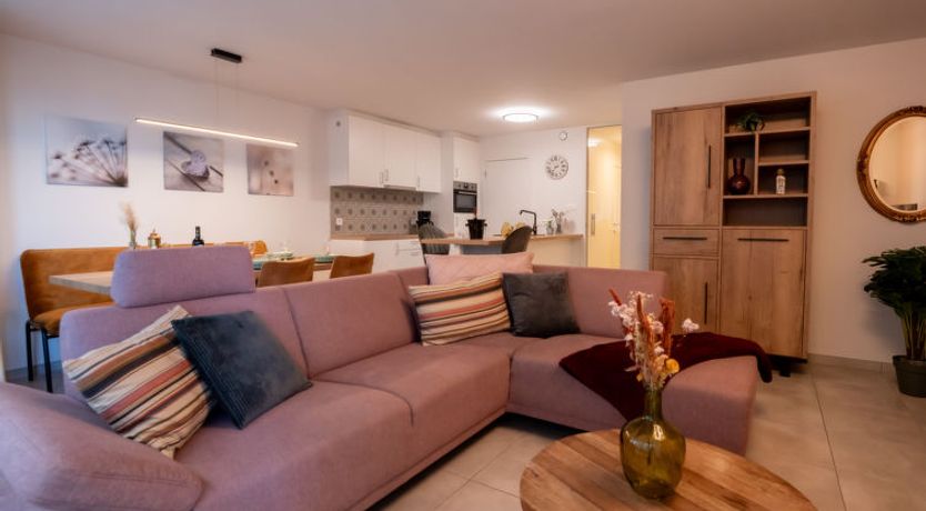 Photo of Lovely La Marée with lateral sea view