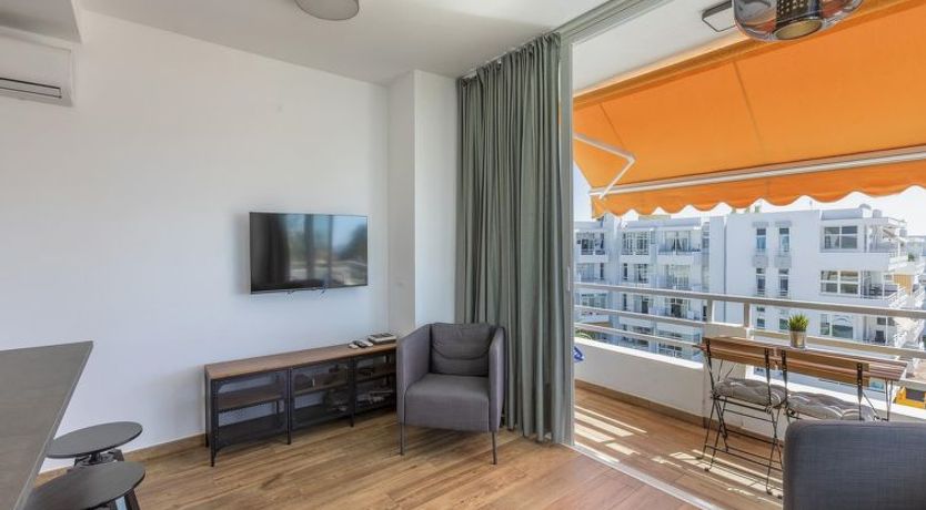 Photo of Barbados 401