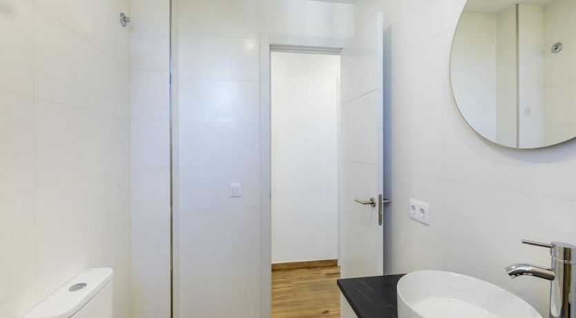 Photo of Barbados 401