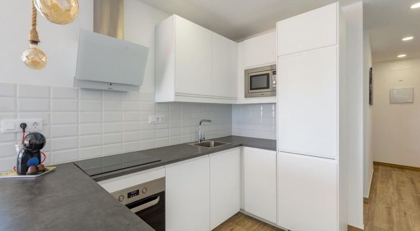 Photo of Barbados 401