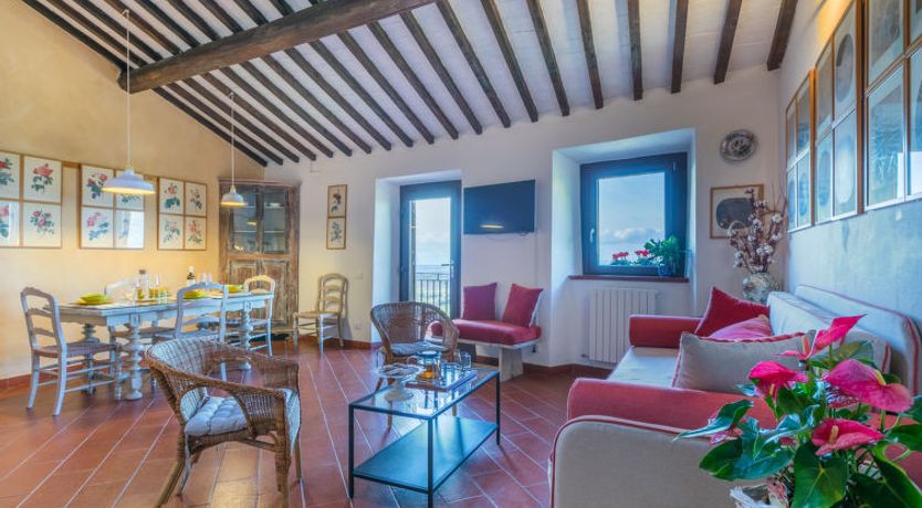 Photo of Trilocale Casa nel Castello Apartment 2