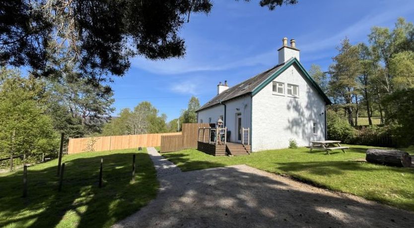 Photo of 1 Railway Cottage