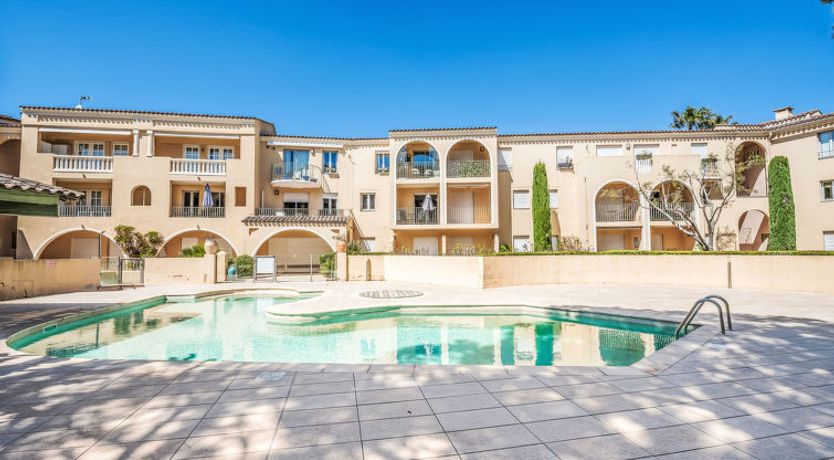 Photo of Caesar Domus