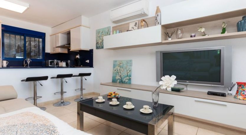 Photo of Los balcones