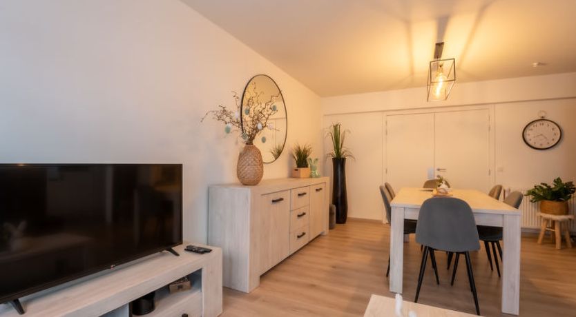 Photo of Amuzee with parking & lateral sea view