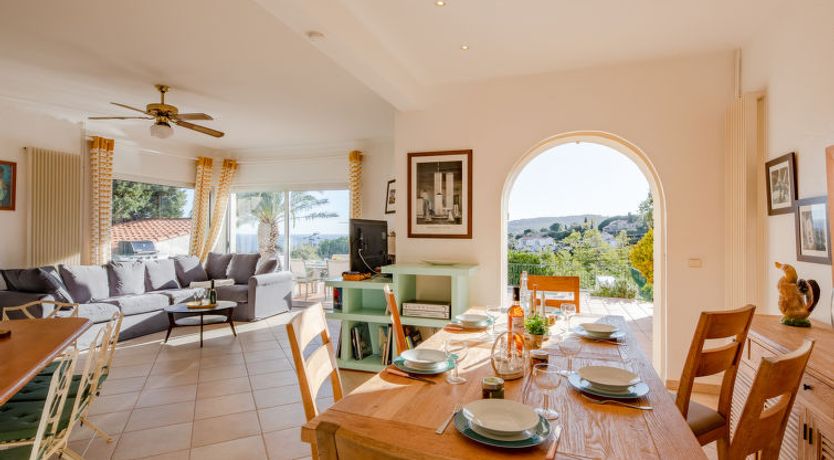 Photo of Les Chèvrefeuilles