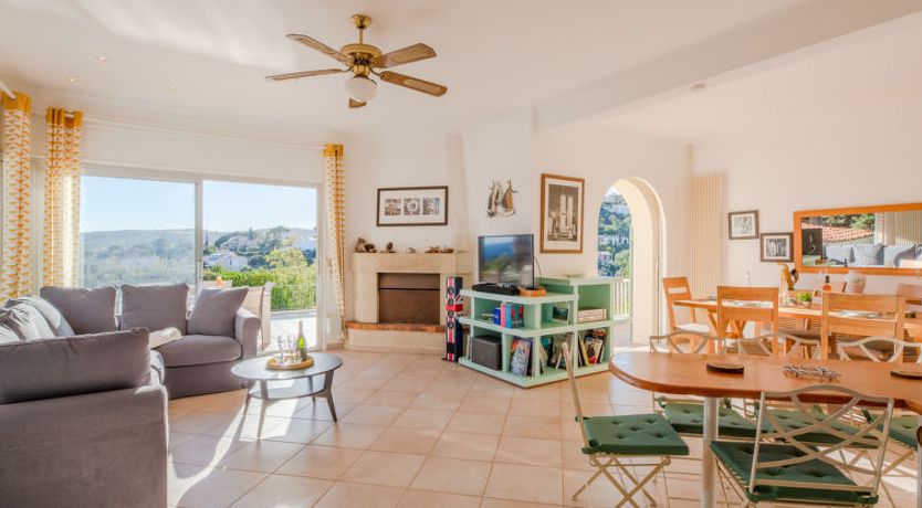 Photo of Les Chèvrefeuilles