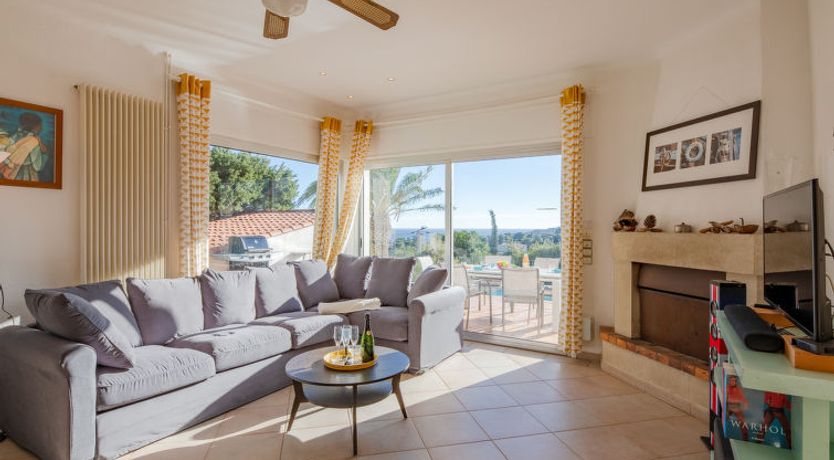 Photo of Les Chèvrefeuilles