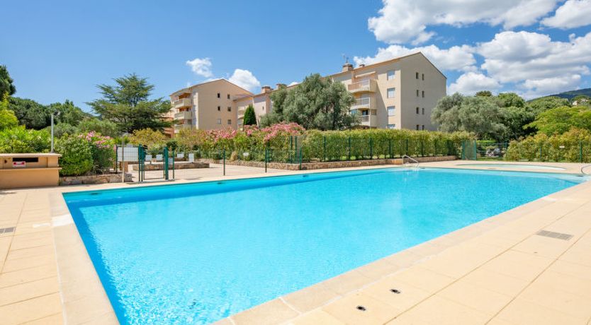 Photo of Domaine du Préconil Apartment 5