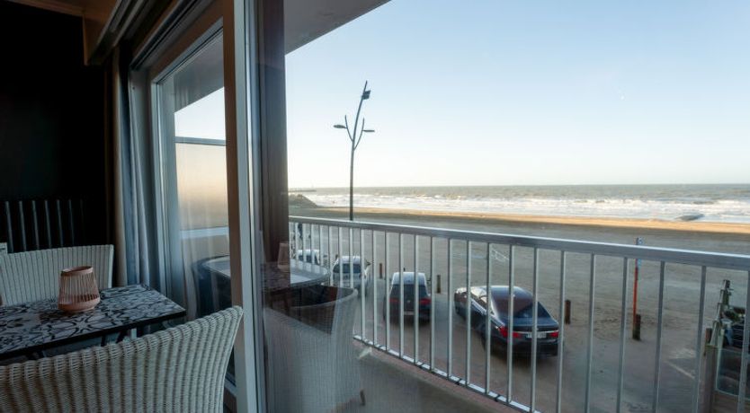 Photo of Golfslag with sea view