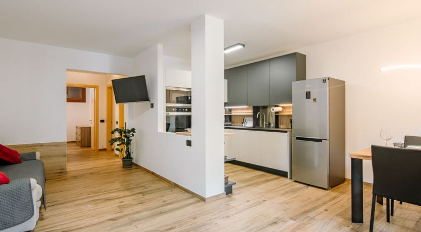 Photo of Enrosadira Apartment 9