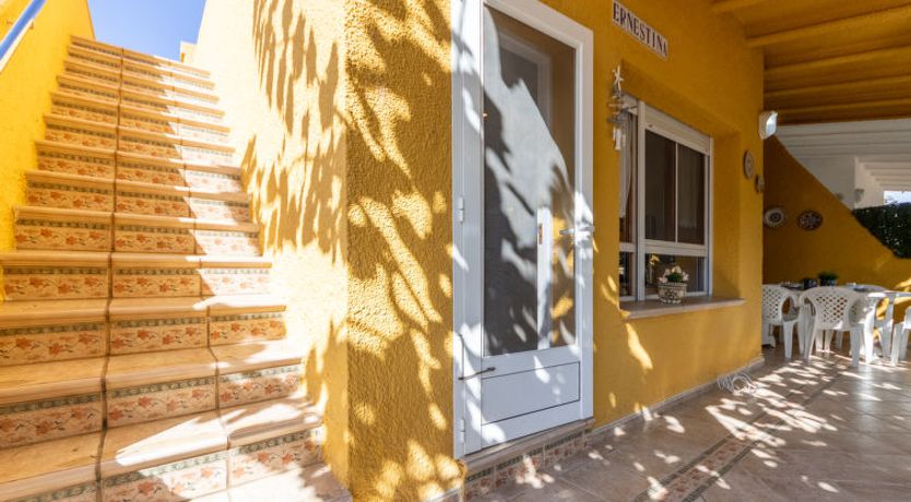 Photo of Ernestina