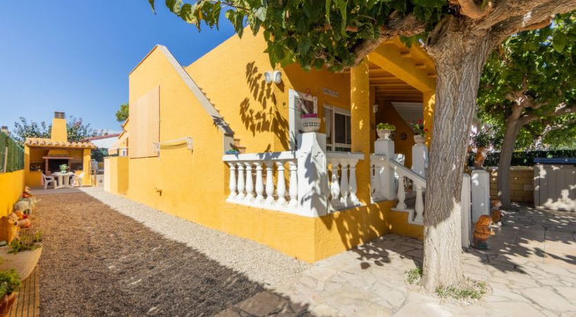 Photo of Ernestina