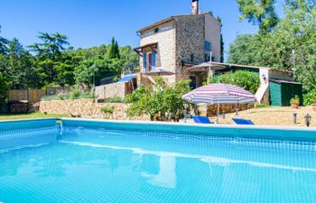 La maison aux volets bleus Holiday Home