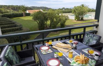 Mer et Golf Holiday Home