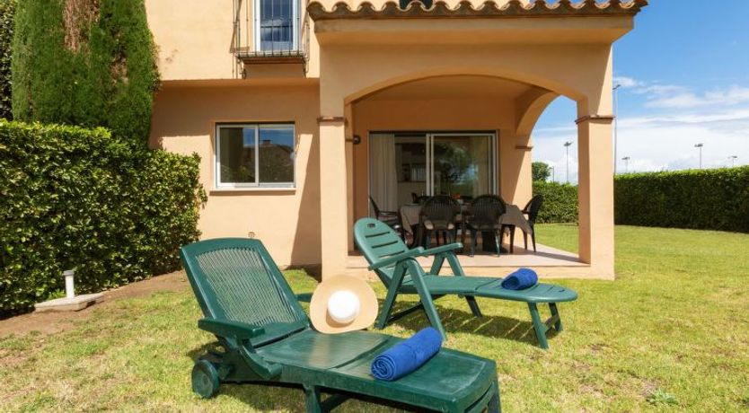 Photo of Port Pals Beach Apartment 10