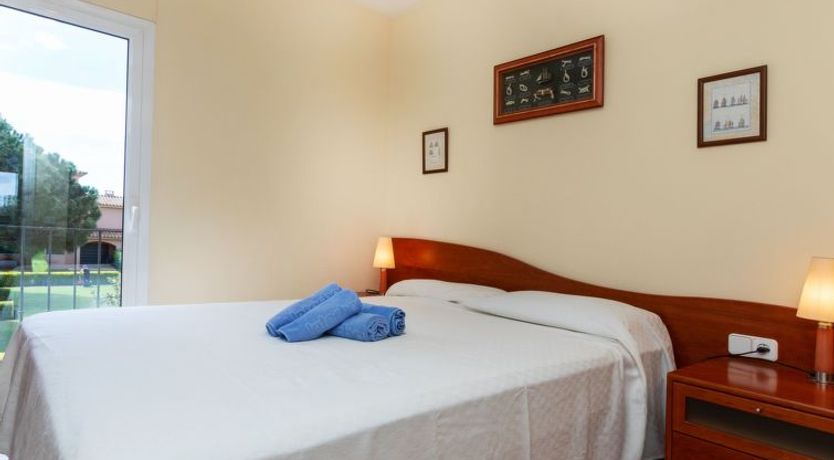 Photo of Port Pals Beach Apartment 10