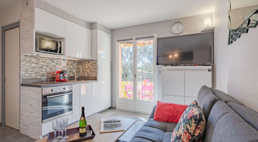 Photo of La Nuit de Mai Apartment 6