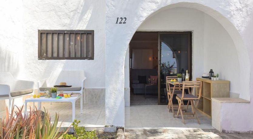 Photo of Los Canarios 122