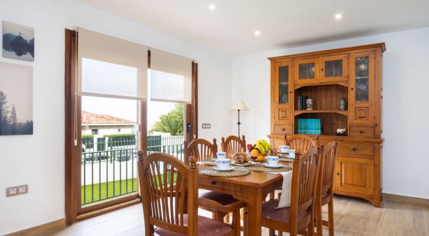 Photo of Borges Fuente