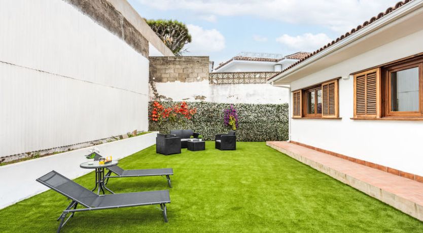 Photo of Borges Fuente