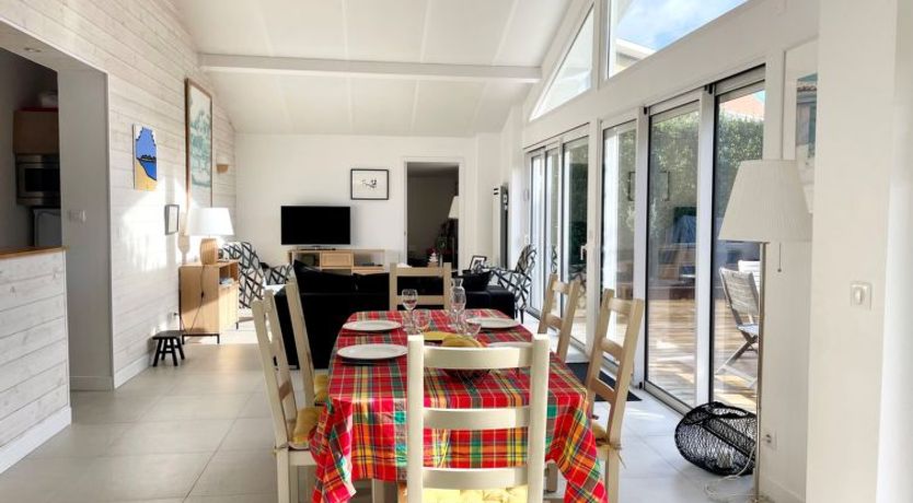 Photo of La Petite Doussy