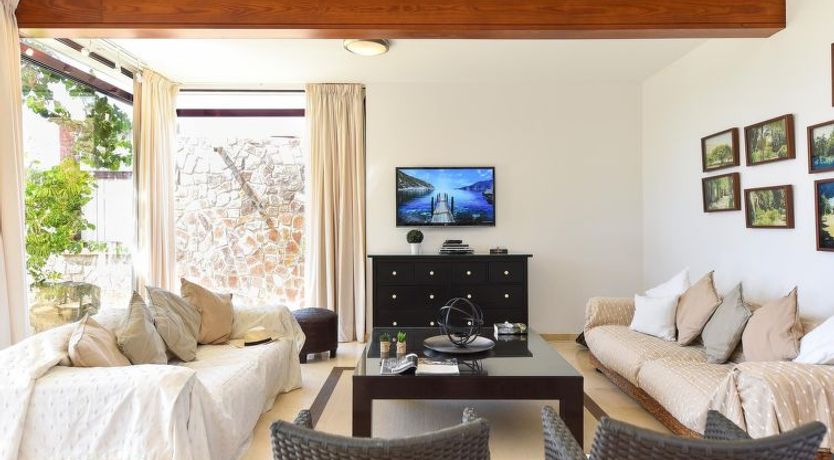 Photo of Villa Tauro 2