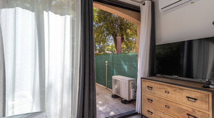 Photo of Les Mimosas Bleus Apartment 4