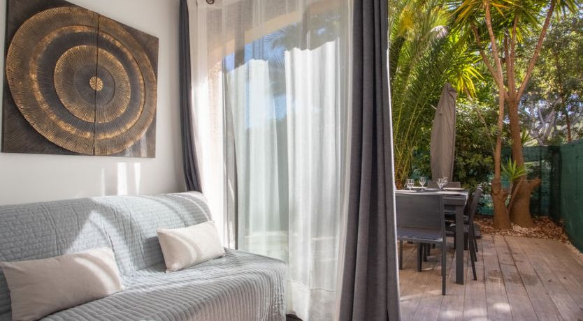 Photo of Les Mimosas Bleus Apartment 4