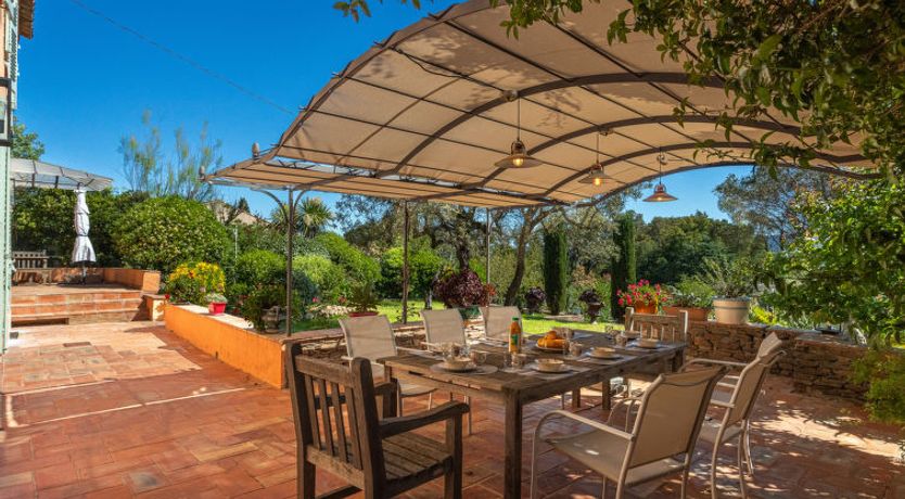 Photo of Le Clos du Pierredon