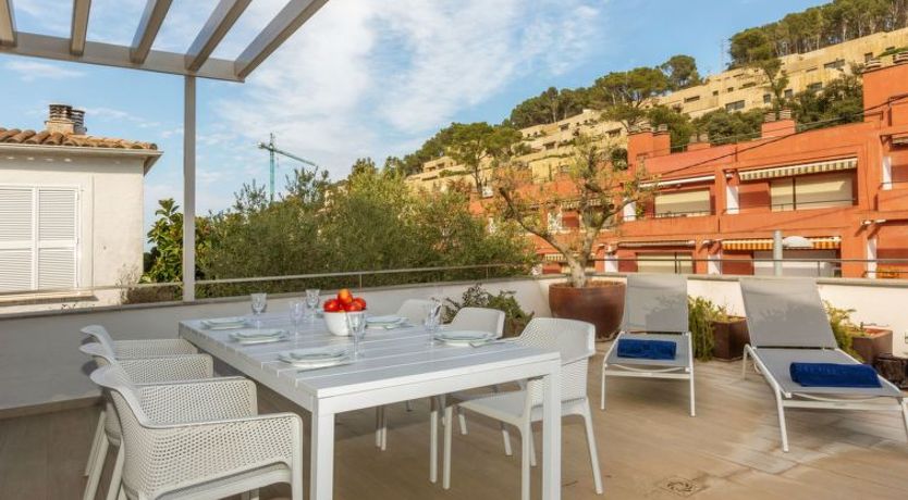 Photo of Sa Riera White on the Beach