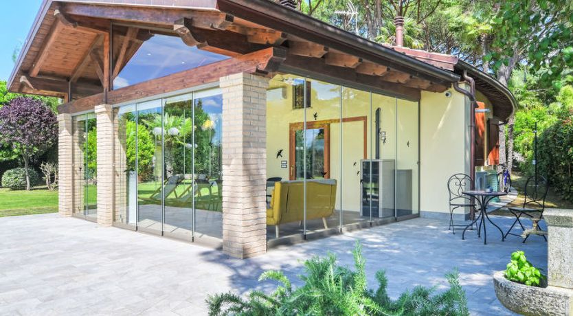 Photo of La Spiaggia