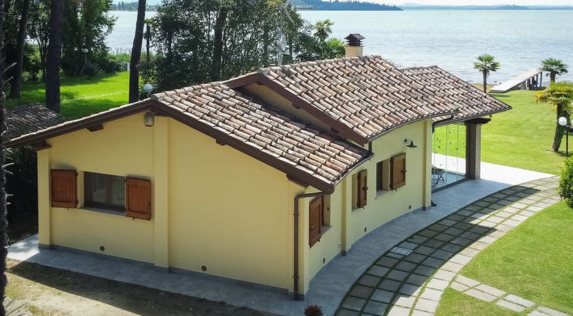 Photo of La Spiaggia