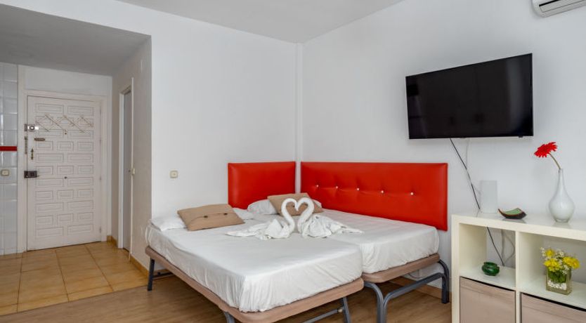 Photo of Benalbeach Apartment 7