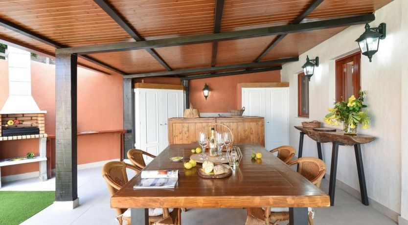 Photo of Arriba Arucas