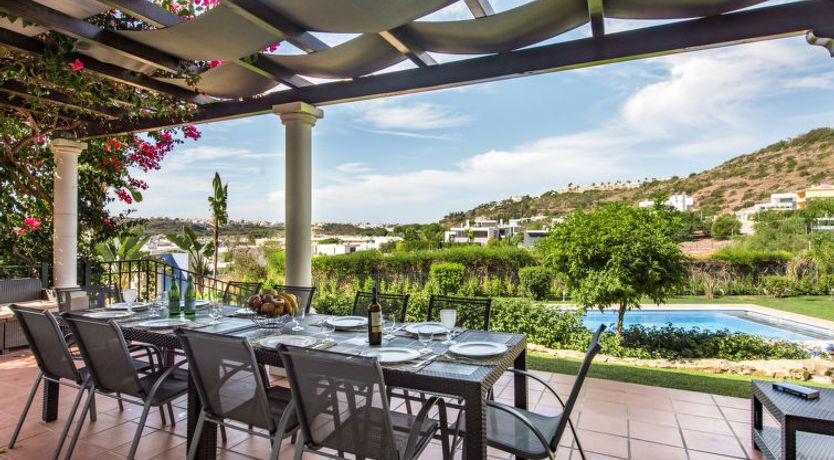 Photo of Amendoeiras