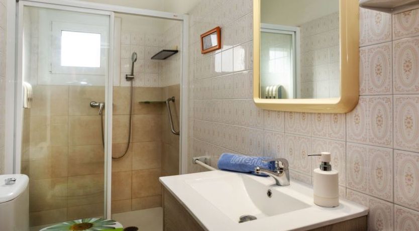 Photo of Can Can Grau