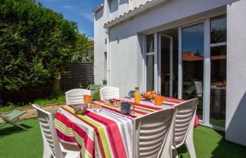 les Matelos Holiday Home