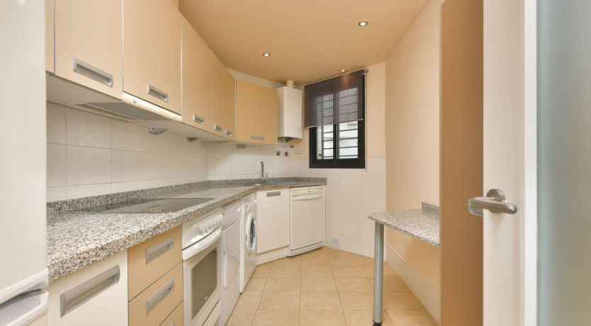 Photo of Lateral View