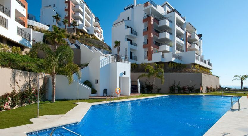 Photo of Lateral View