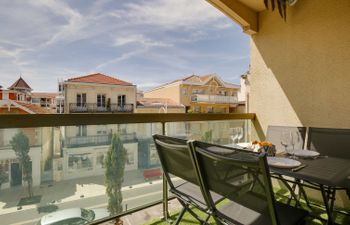 Sun Beach Holiday Home