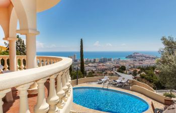 Villa Bellevue Holiday Home