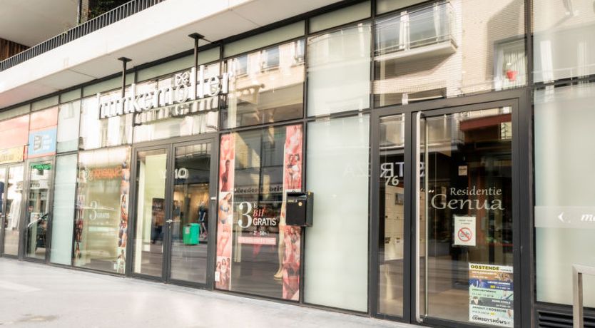 Photo of Beaufort 76 with two terraces