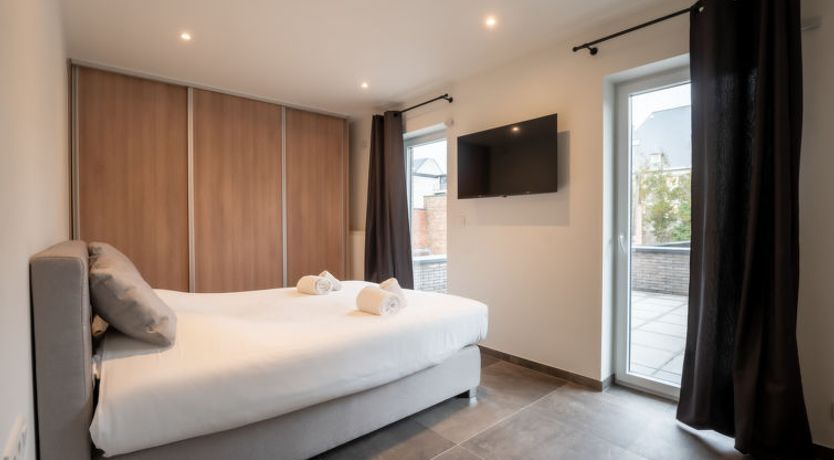 Photo of Beaufort 76 with two terraces