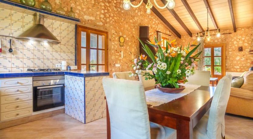 Photo of Los Geranios