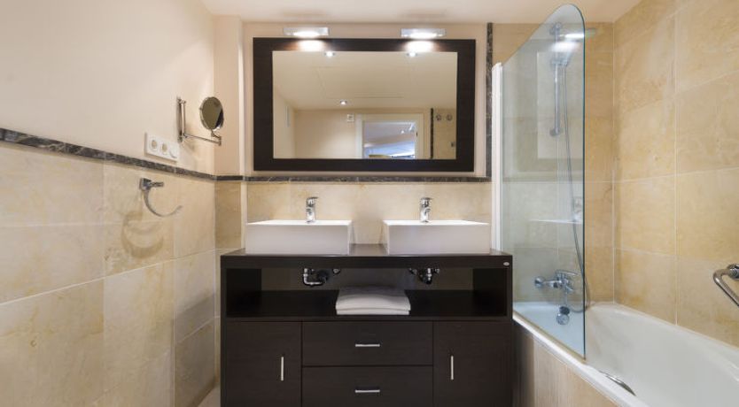 Photo of Front Amazing