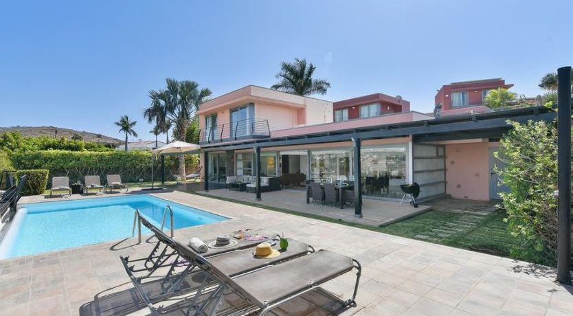 Photo of Salobre Villa 2