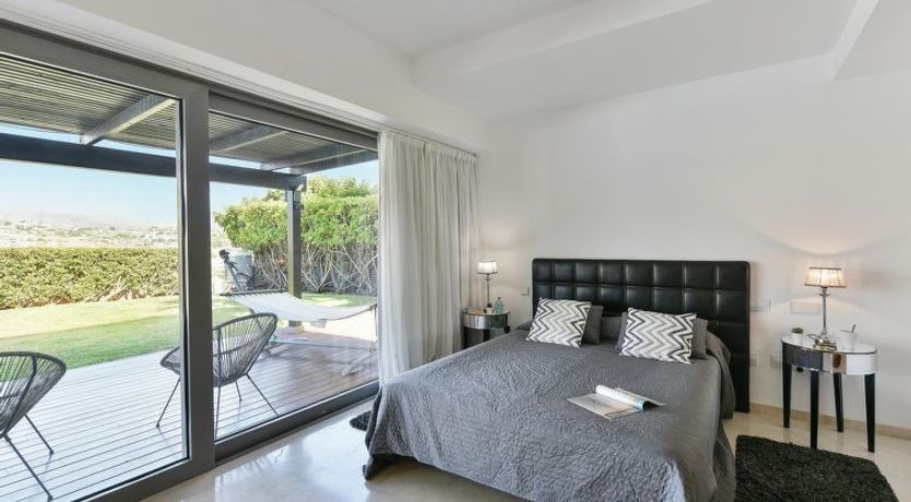 Photo of Salobre Villa 2