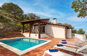 La Mora II Holiday Home