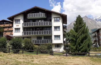 Floralpina Holiday Home